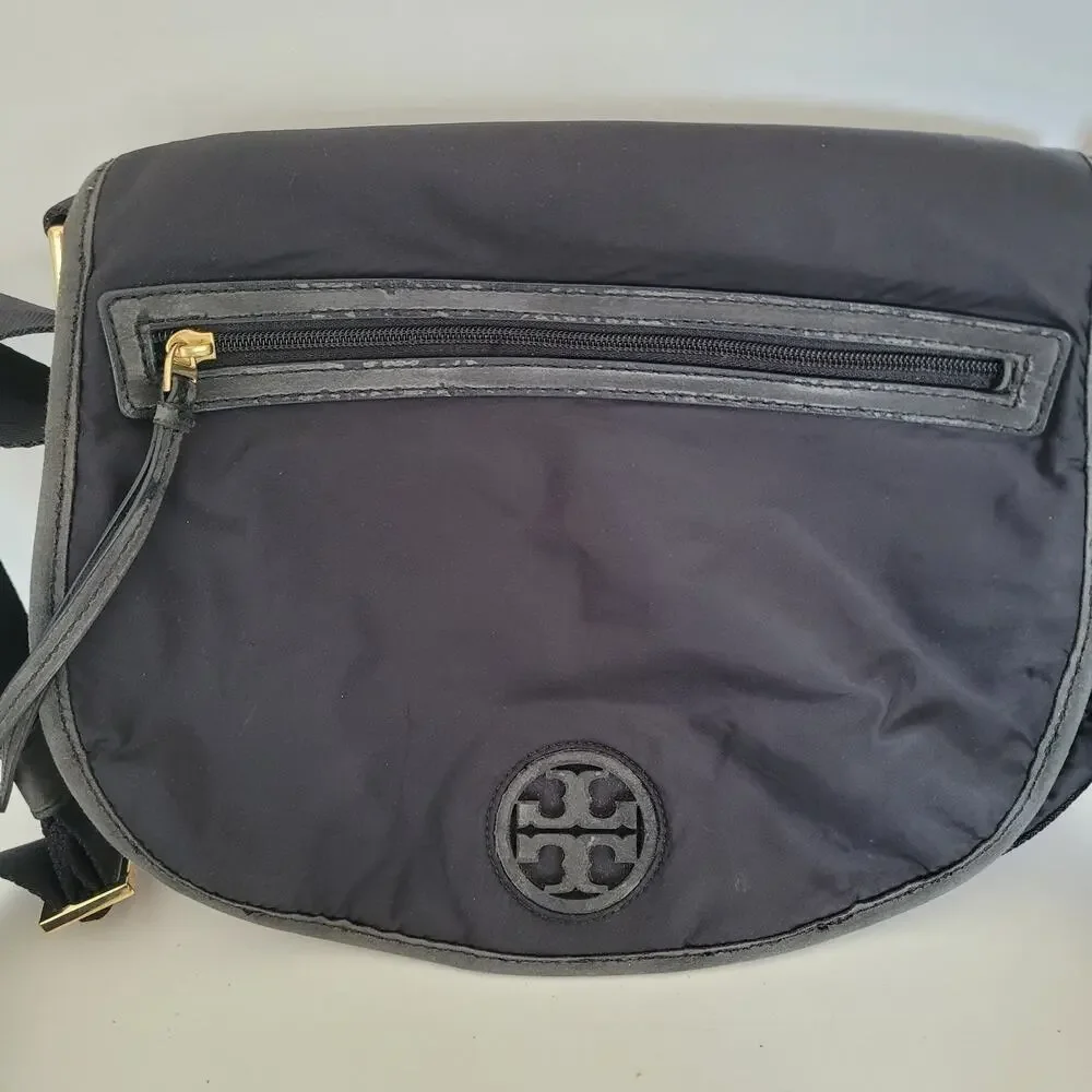 Tory‎ Burch Black Nylon Leather Trim Flap Crossbody Messenger Bag Gold Hardware